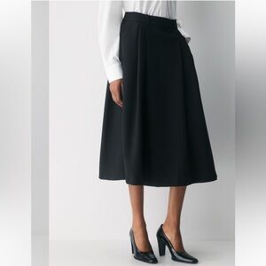 Aritzia Babaton Enterprise Skirt